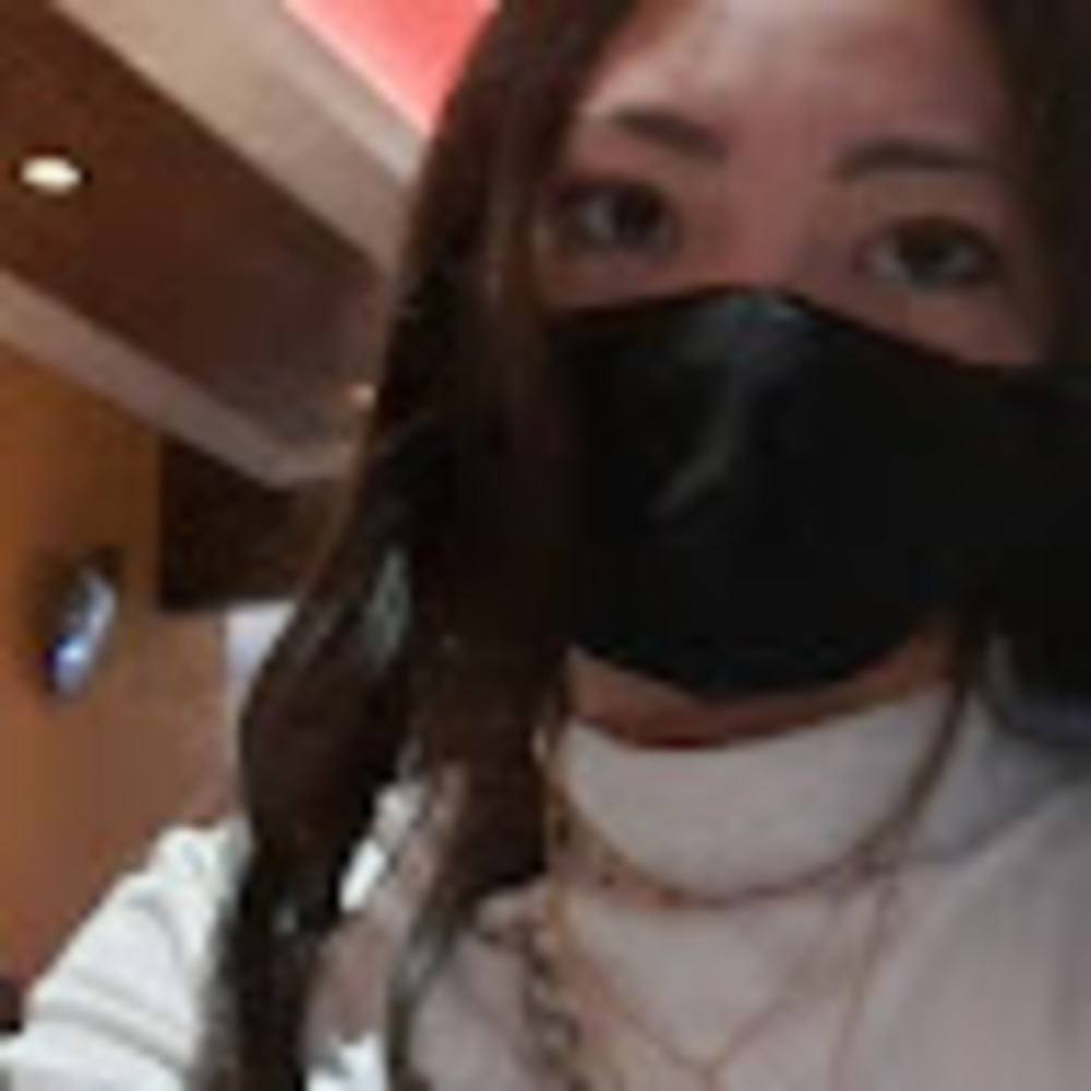 Meet your Posher, Ellie